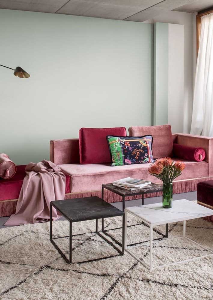 Sofás rosa: inspire-se em ideias e fotos incríveis de decoração