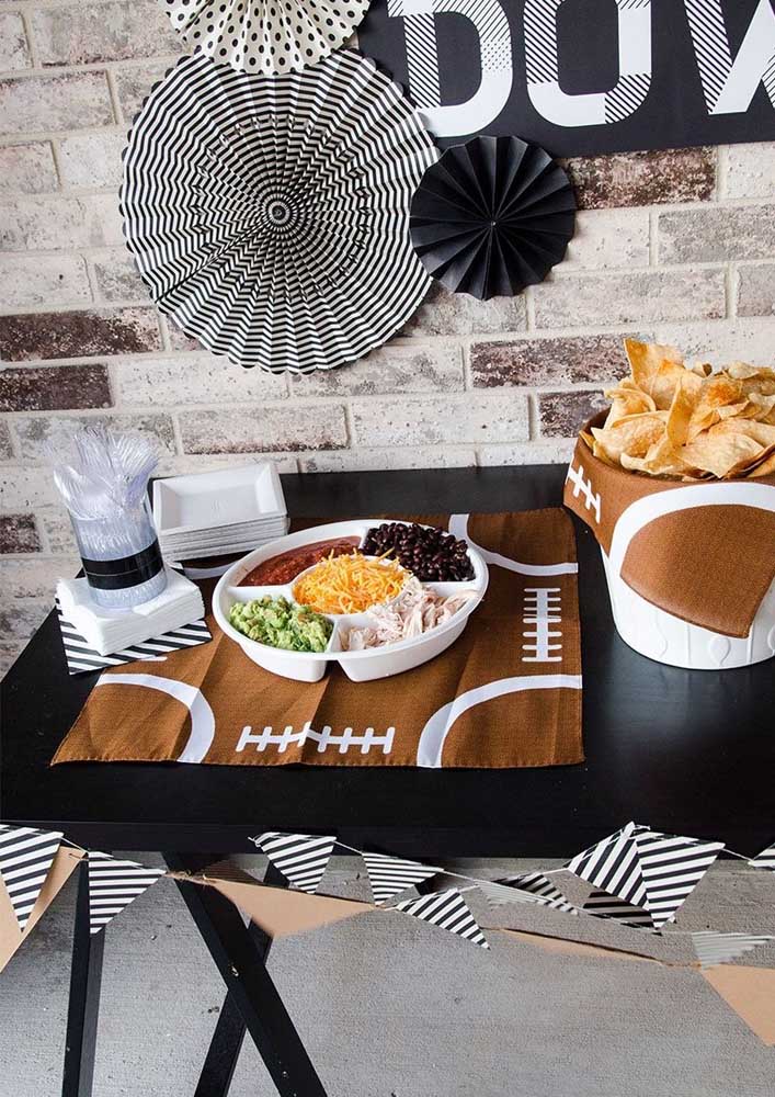 Como fazer uma festa com tema do Super Bowl perfeita: decorações, comidas e jogos incríveis