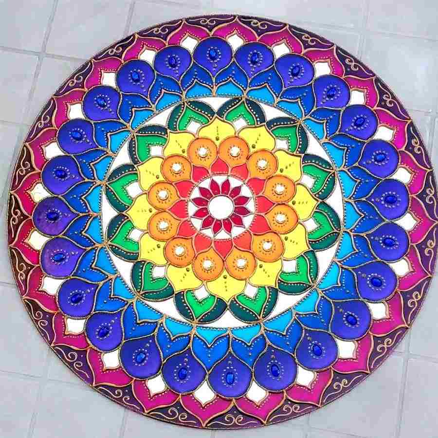 Combinações Perfeitas de Cores em 75 Modelos de Mandalas para Colorir