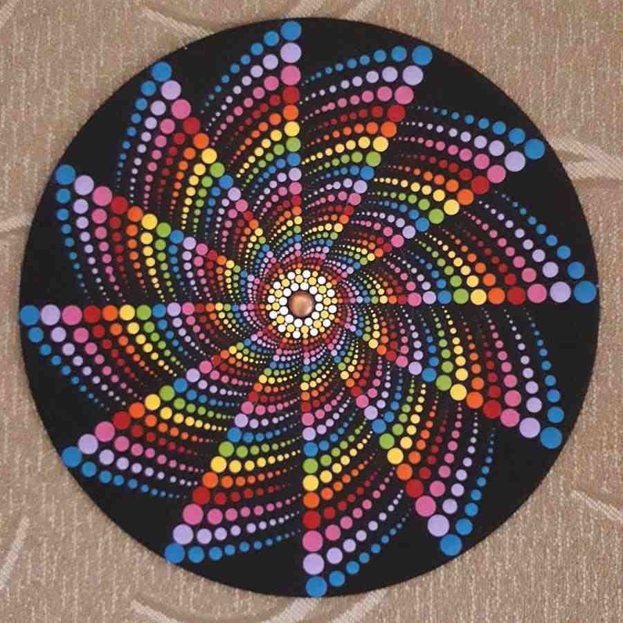 Combinações Perfeitas de Cores em 75 Modelos de Mandalas para Colorir