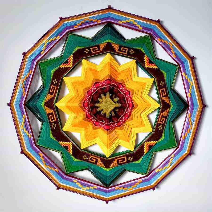 Combinações Perfeitas de Cores em 75 Modelos de Mandalas para Colorir