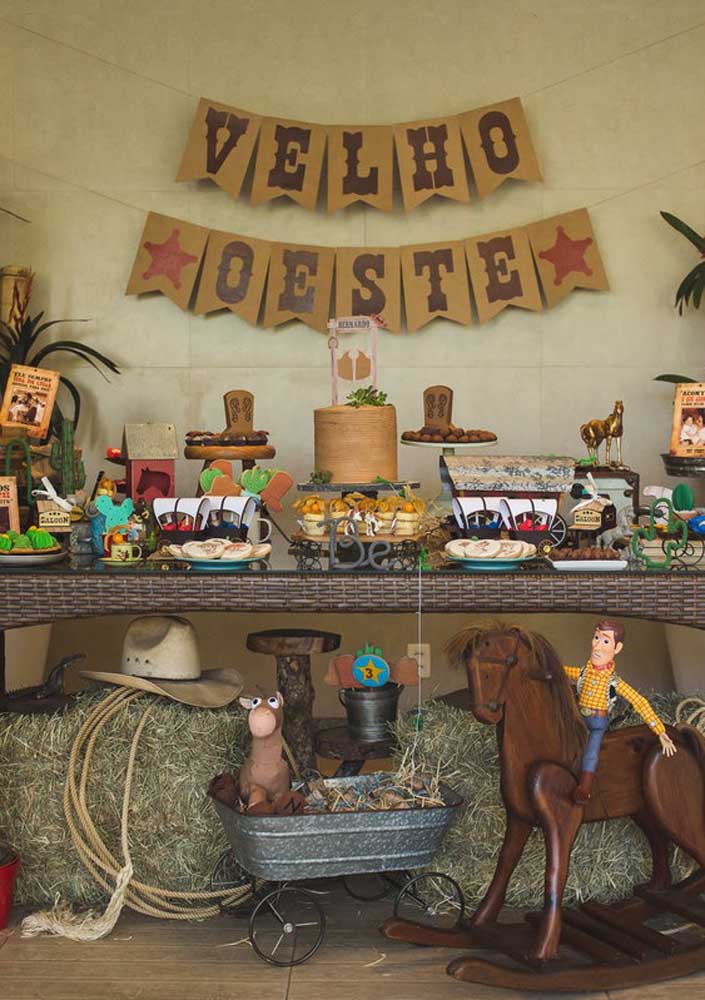 Festa Toy Story em casa: organize com criatividade e alegria