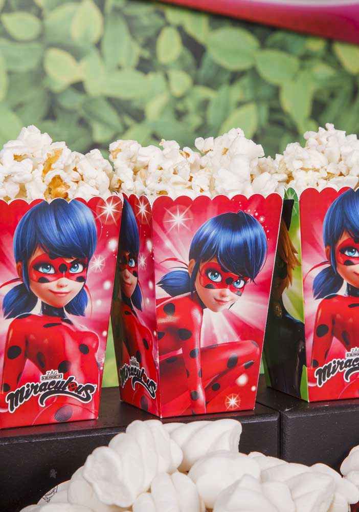 Aguce a imaginação das crianças com ideias criativas de festa temática da Ladybug