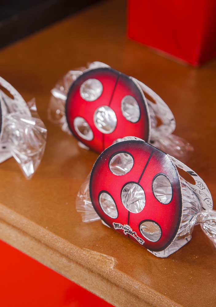 Aguce a imaginação das crianças com ideias criativas de festa temática da Ladybug