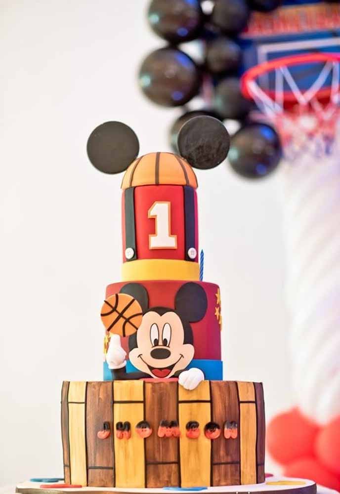 Inspire-se com ideias criativas para decorar a festa temática do Mickey dos seus filhos