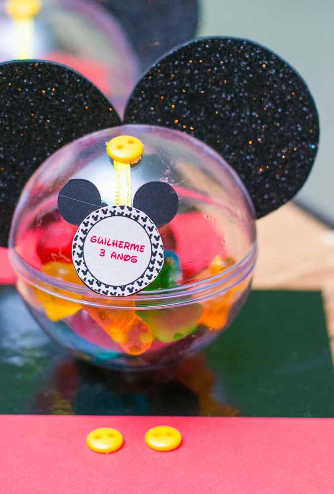 Inspire-se com ideias criativas para decorar a festa temática do Mickey dos seus filhos