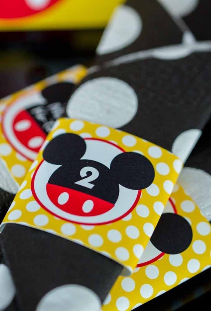 Inspire-se com ideias criativas para decorar a festa temática do Mickey dos seus filhos