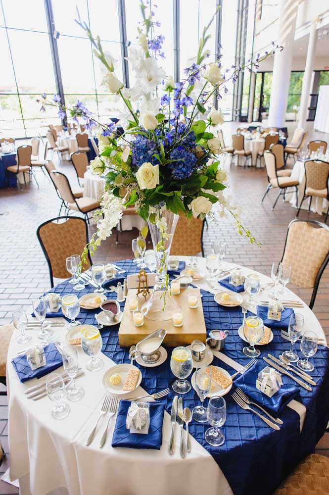 Casamento azul: Combine tons de azul com decoração romântica e criativa