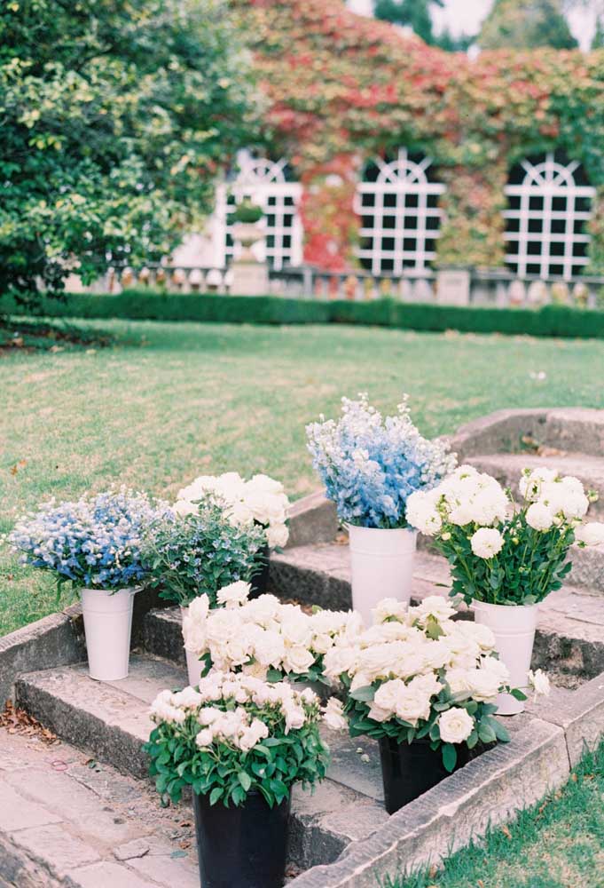 Casamento azul: Combine tons de azul com decoração romântica e criativa