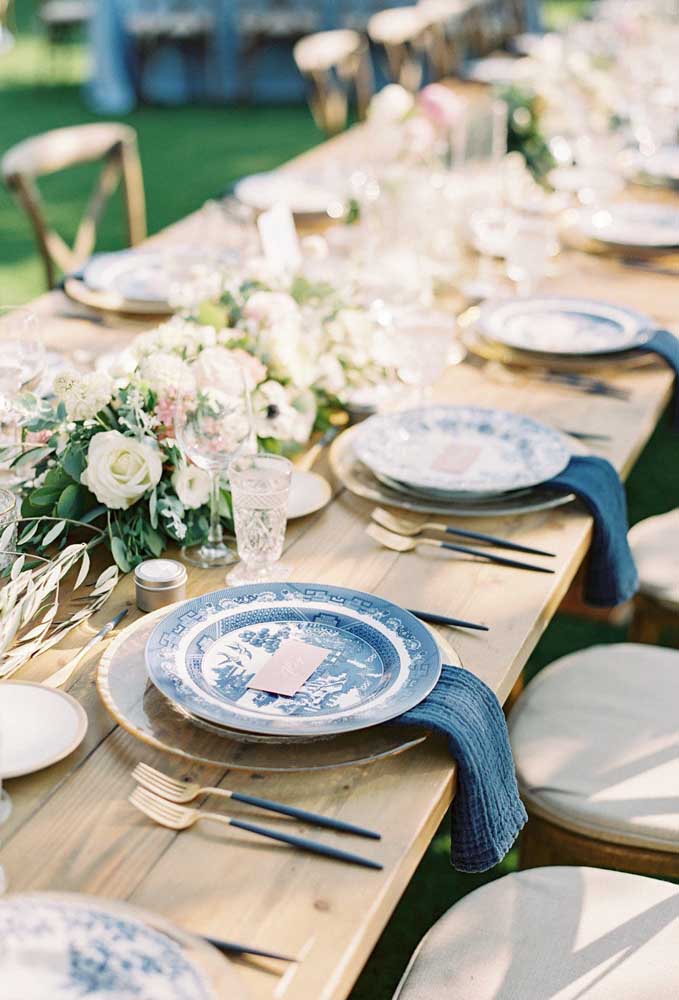 Casamento azul: Combine tons de azul com decoração romântica e criativa