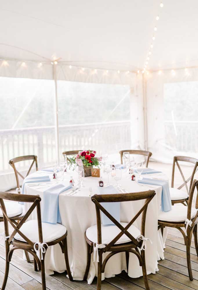 Casamento azul: Combine tons de azul com decoração romântica e criativa