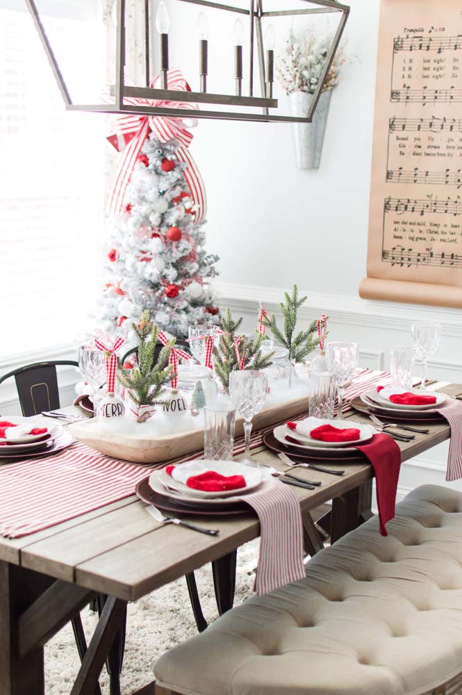 Inspire-se com 50 ideias criativas para decorar sua mesa de Natal