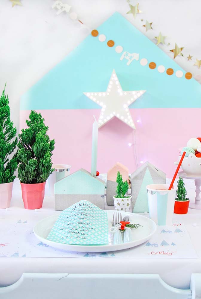 Inspire-se com 50 ideias criativas para decorar sua mesa de Natal