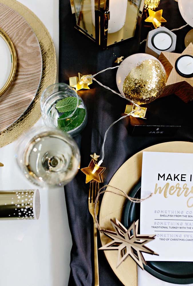 Inspire-se com 50 ideias criativas para decorar sua mesa de Natal