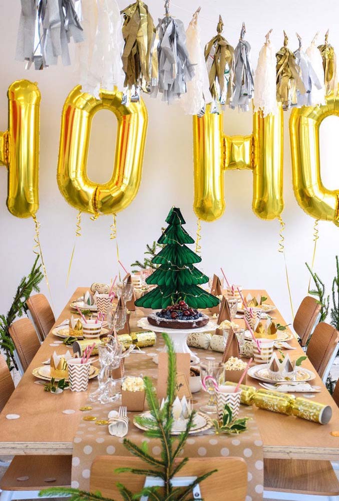 Inspire-se com 50 ideias criativas para decorar sua mesa de Natal