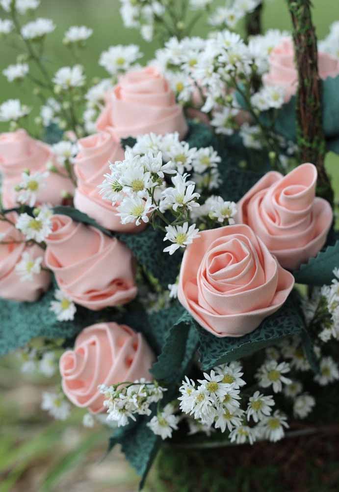 Aprenda a Fazer Flores de Tecido Lindas e Fáceis