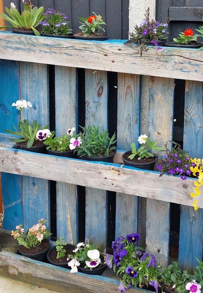 52 ideias criativas para fazer floreiras de pallet