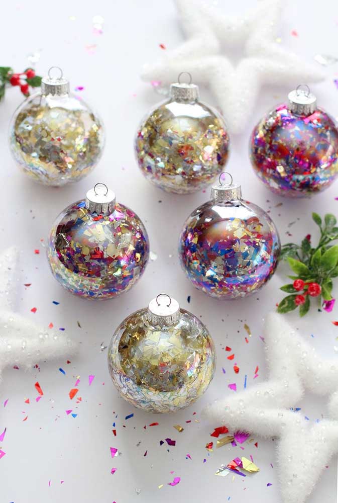 Bolas de Natal DIY: inspire-se com 60 ideias criativas e um passo a passo para fazer em casa