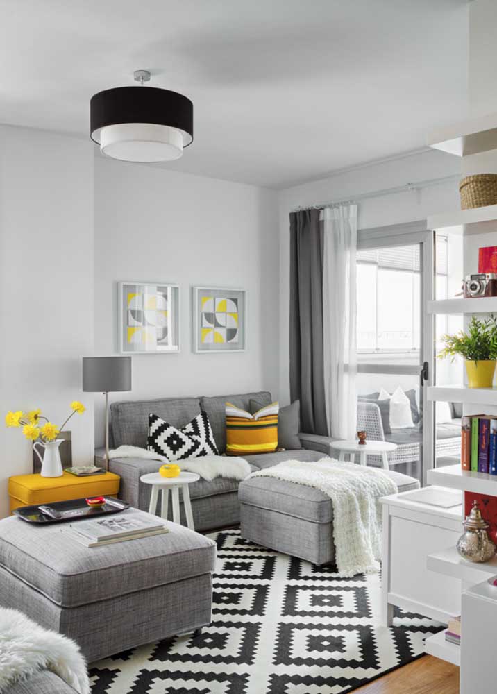 Inspire-se com ideias para decorar sua sala com lindos puffs