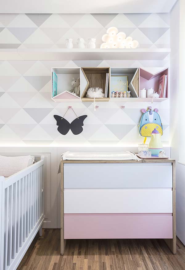 Inspire-se com 55 ideias para quarto de bebê em espaços pequenos