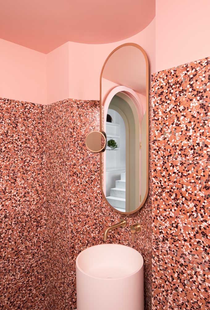 Decore seu banheiro com 60 ideias inspiradoras em rosa