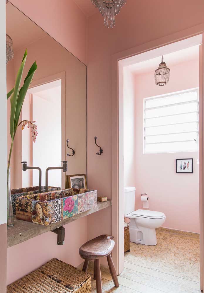 Decore seu banheiro com 60 ideias inspiradoras em rosa