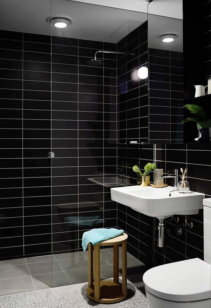 10 Ideias Incríveis de Decoração de Banheiros em Preto e Branco Que Vão Te Encantar