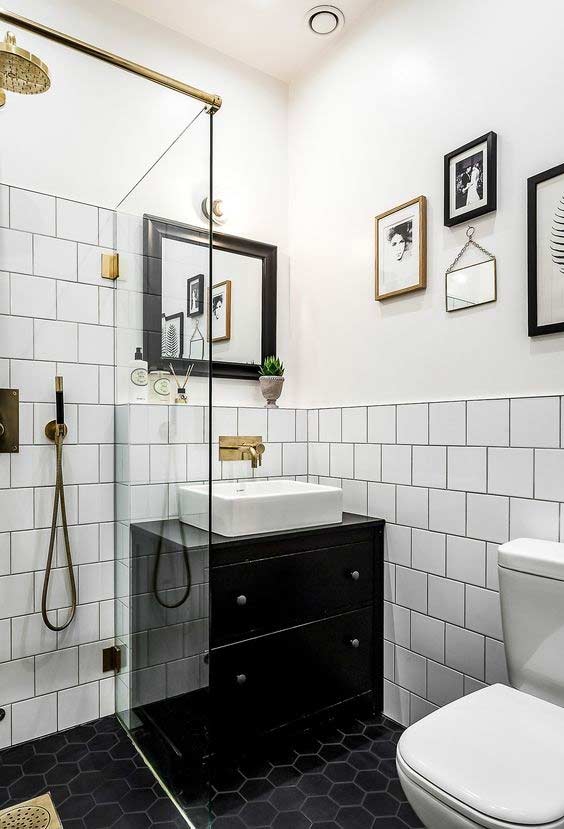 10 Ideias Incríveis de Decoração de Banheiros em Preto e Branco Que Vão Te Encantar