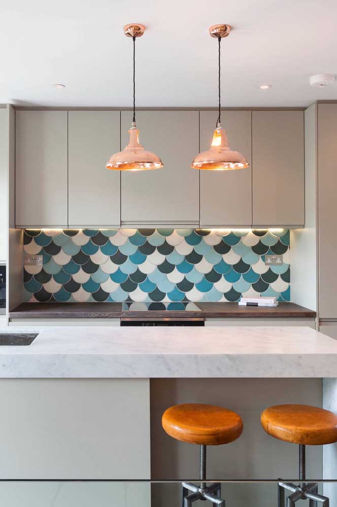 Inspire-se com 60 ideias criativas de azulejos para sua cozinha