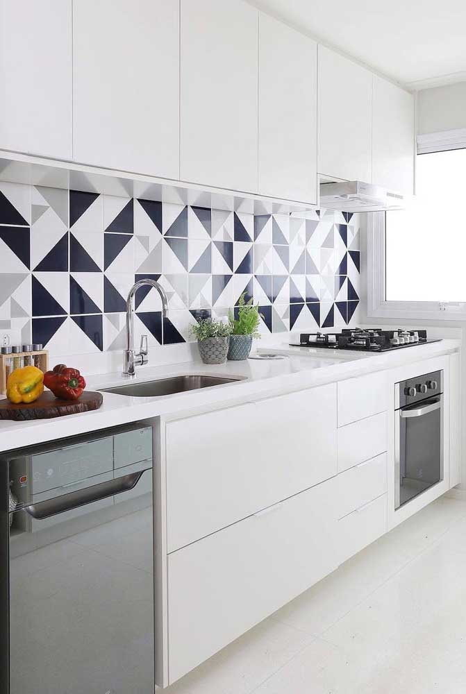 Inspire-se com 60 ideias criativas de azulejos para sua cozinha