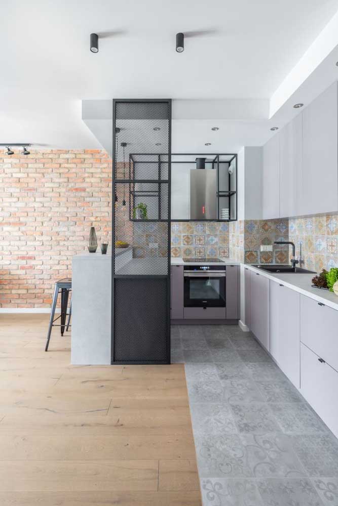 Inspire-se com 60 ideias criativas de azulejos para sua cozinha