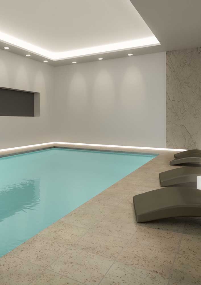 Pisos de piscina: as melhores opções para decorar com estilo