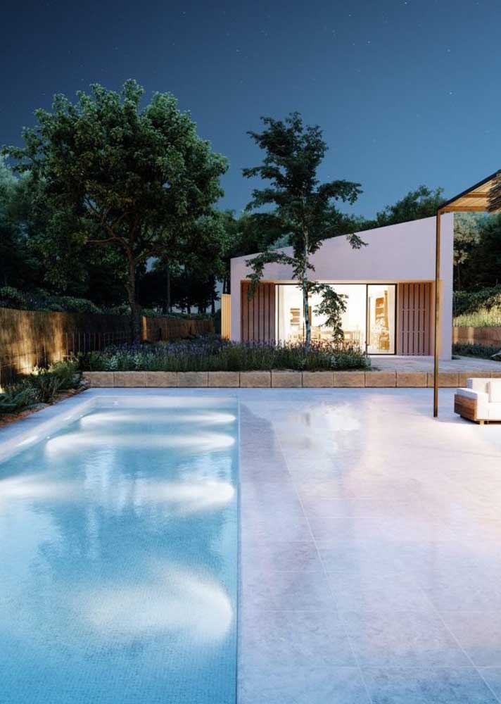 Pisos de piscina: as melhores opções para decorar com estilo