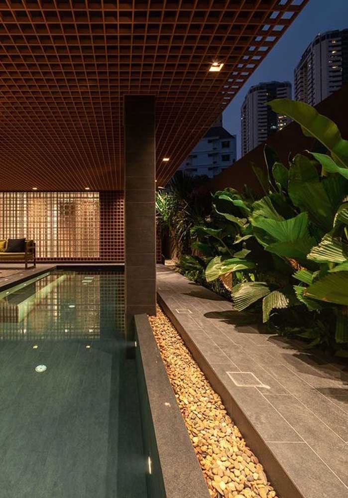 Pisos de piscina: as melhores opções para decorar com estilo