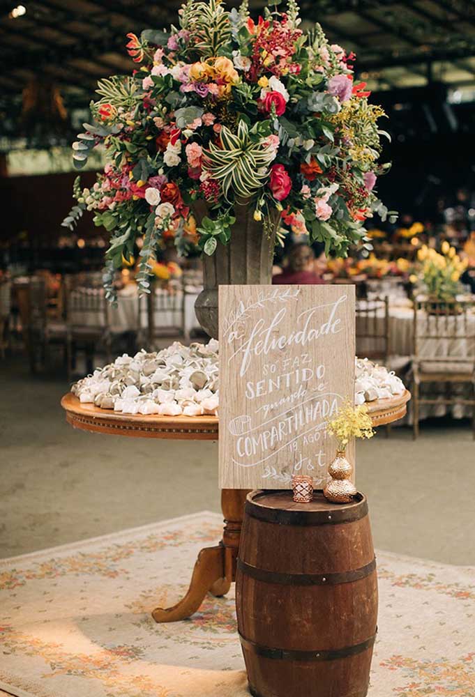 Casamento no campo: decorar com artesanato e toques rústicos