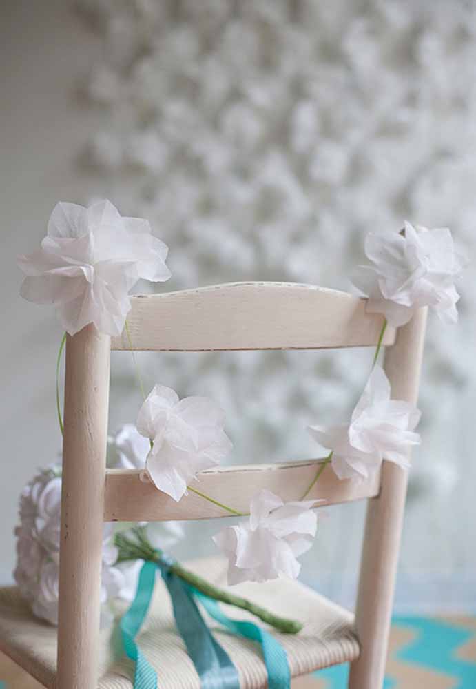 Flores de papel delicadas: aprenda o passo a passo com dicas para criar lindos buquês handmade