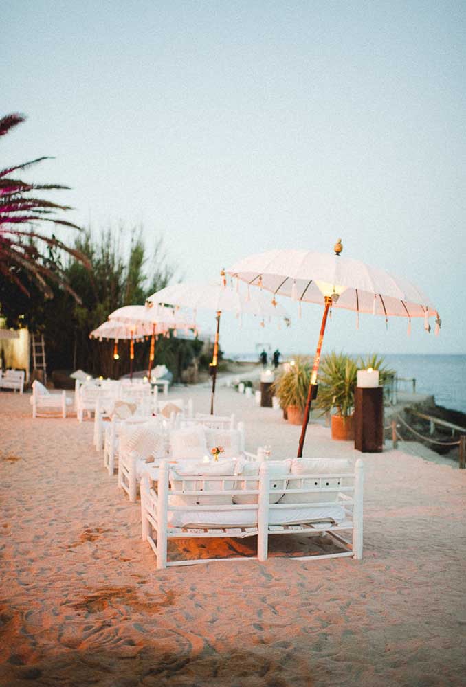 Casamento na areia: ideias e fotos para uma decoração inesquecível