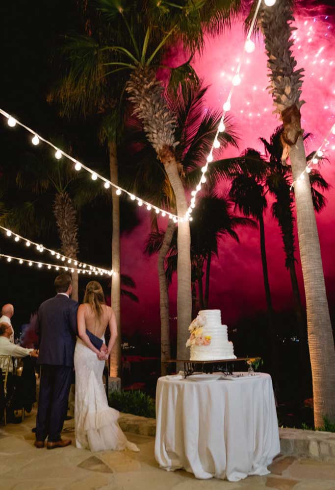 Casamento na areia: ideias e fotos para uma decoração inesquecível