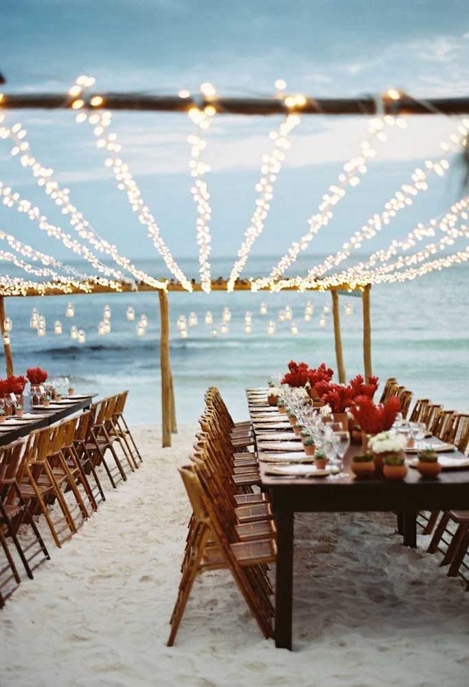 Casamento na areia: ideias e fotos para uma decoração inesquecível