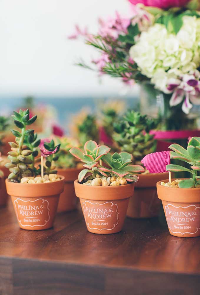 Casamento na areia: ideias e fotos para uma decoração inesquecível