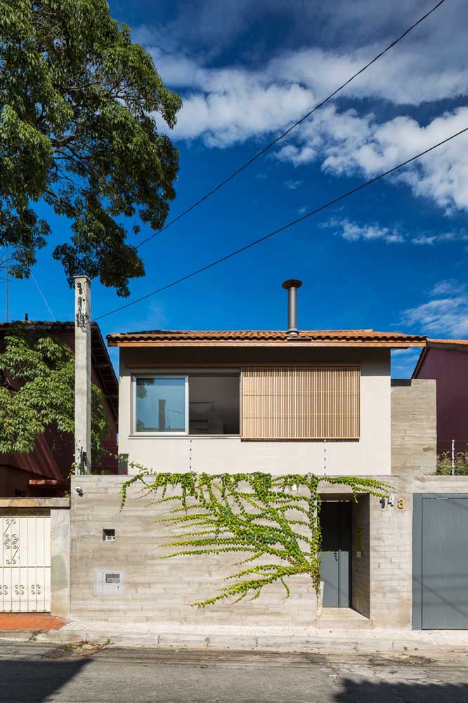 Telhados coloniais: beleza clássica, durabilidade e charme para sua casa