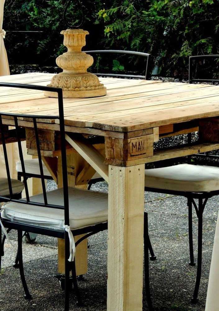 52 inspirações para construir sua mesa de pallet