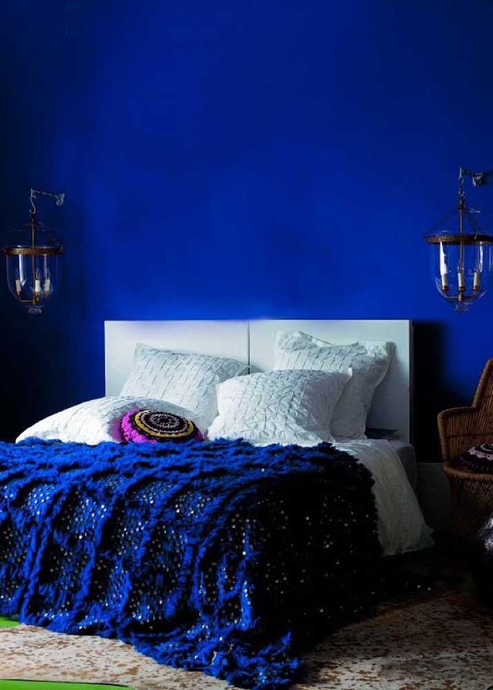 Descubra os segredos por trás do azul real e como usá-lo com estilo na decoração de interiores