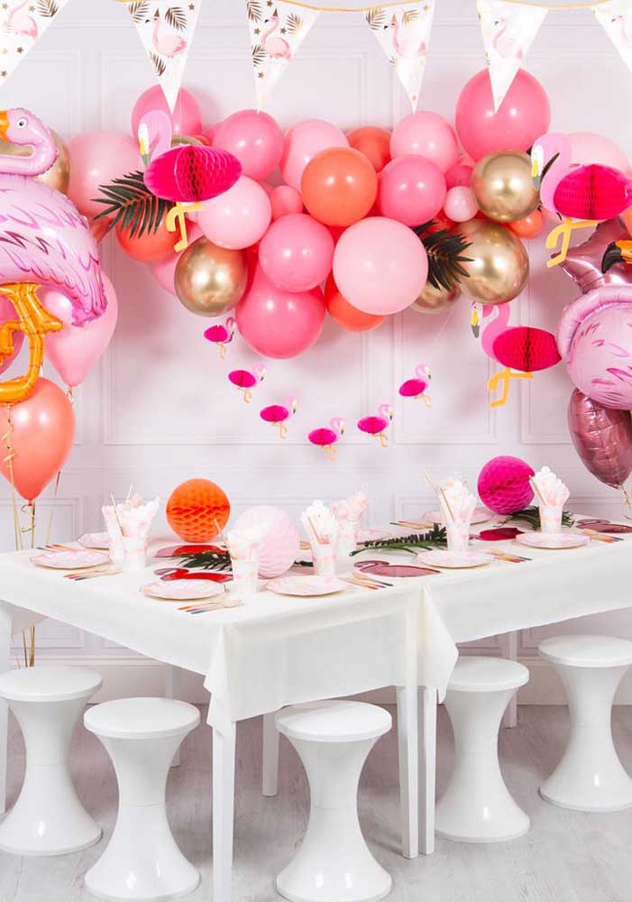 Inspire-se com 60 ideias criativas para uma festa Flamingo incrível